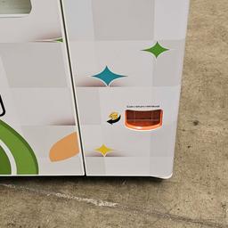 NATURALS 2 GO VENDING MACHINE