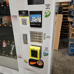 NATURALS 2 GO VENDING MACHINE