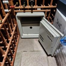 SMALL RESIDENTIAL SAFE