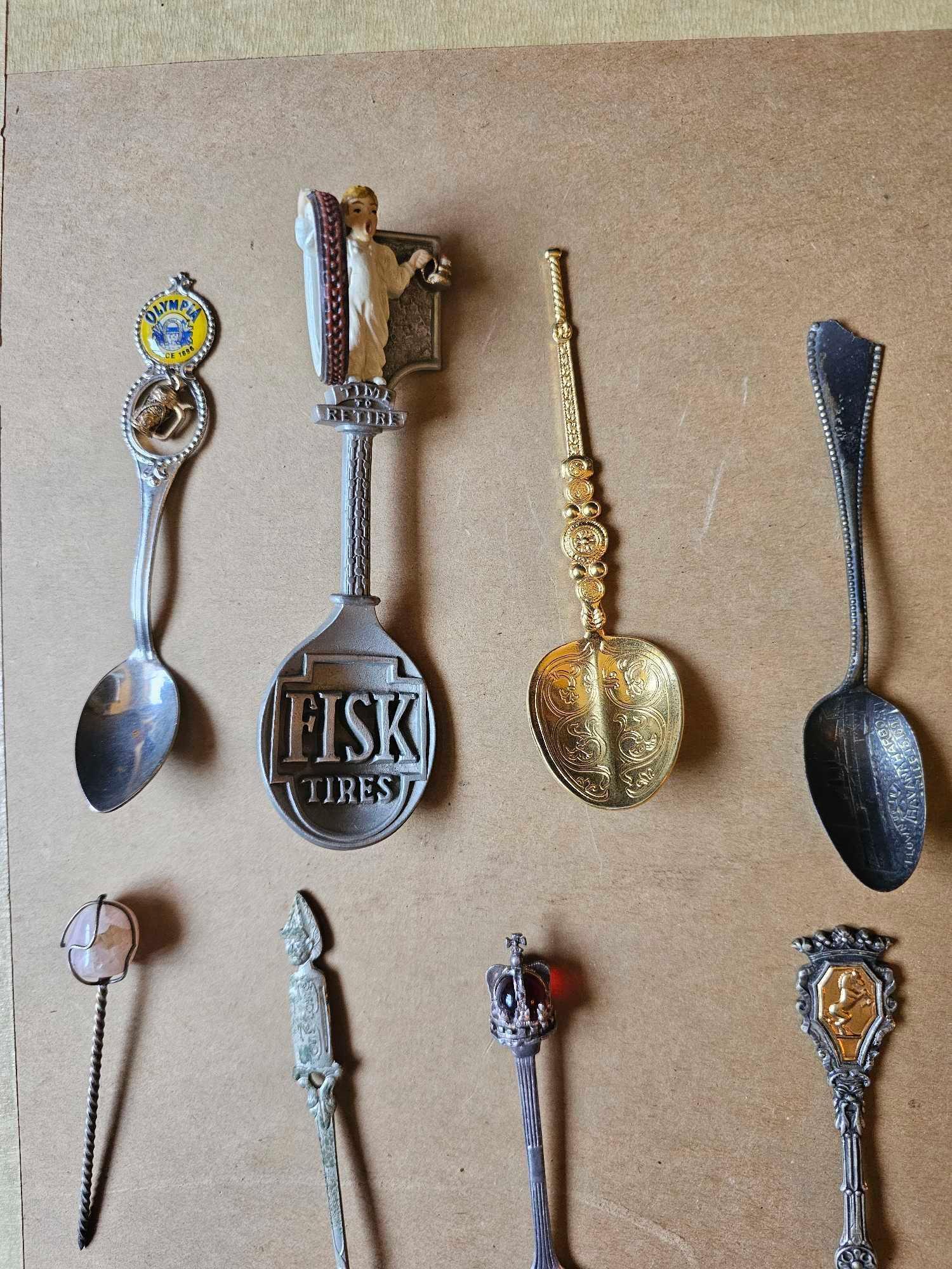 SOUVENIER SPOON COLLECTION