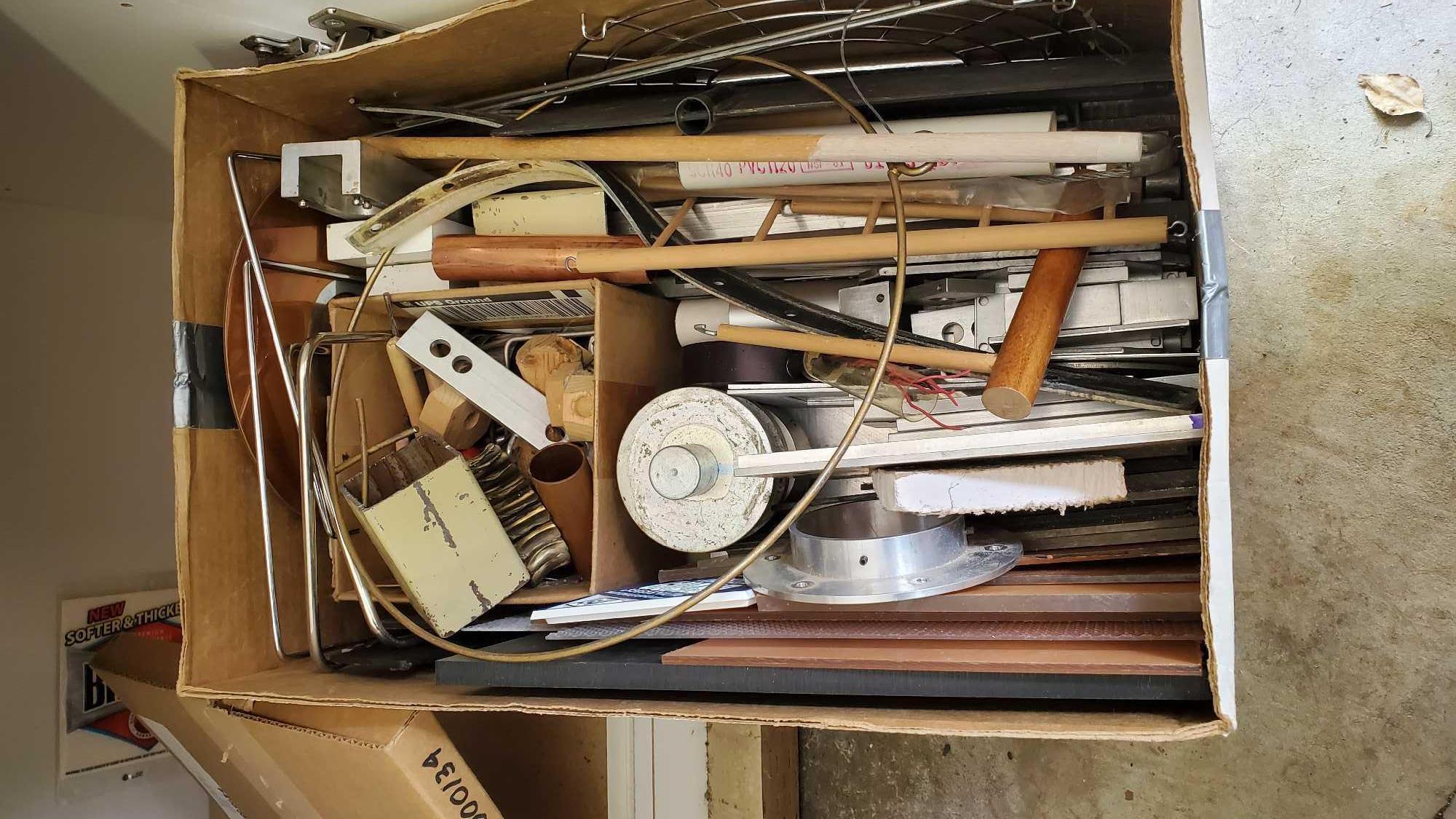 GARAGE CLOSET 4