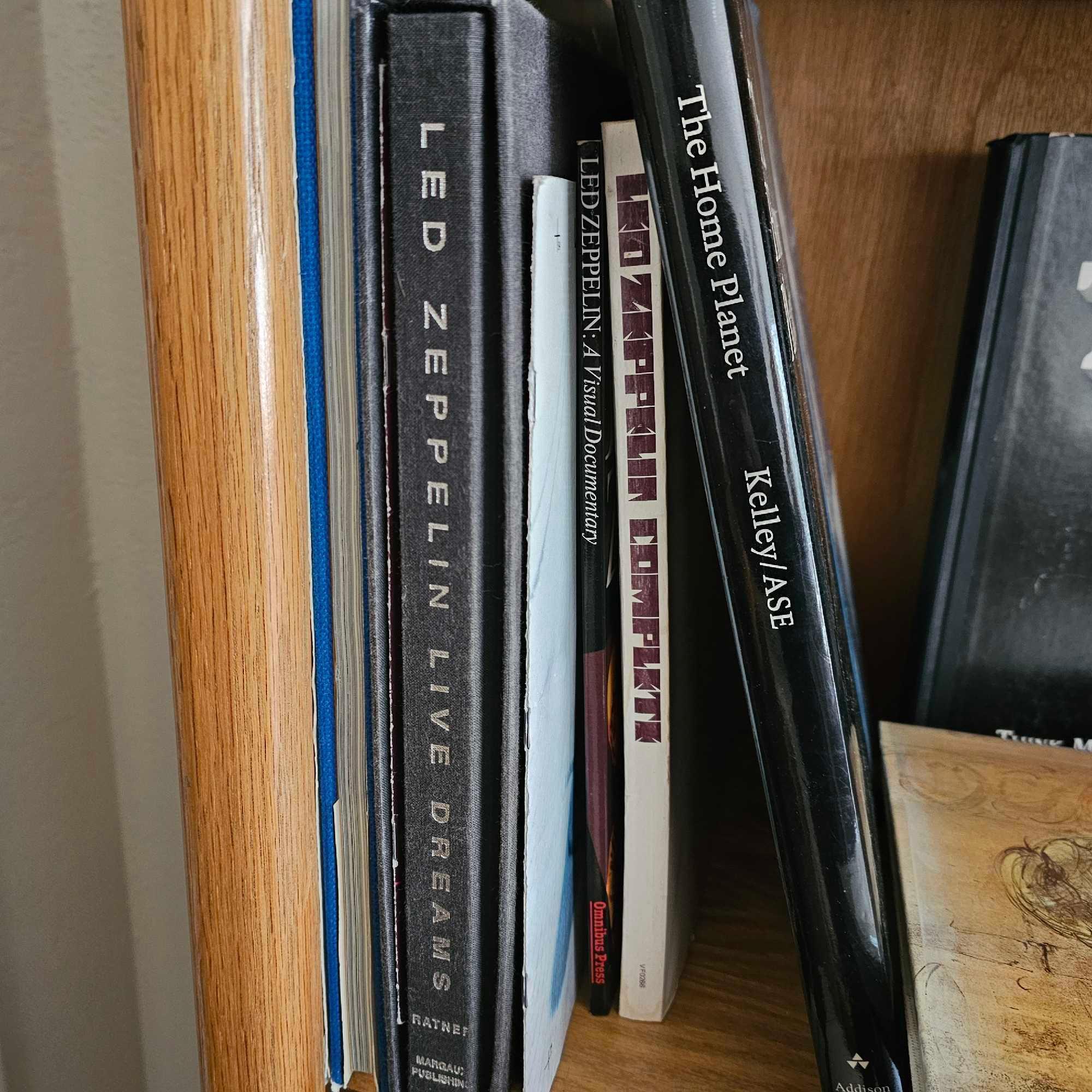 GROUP LOT OF BOOK