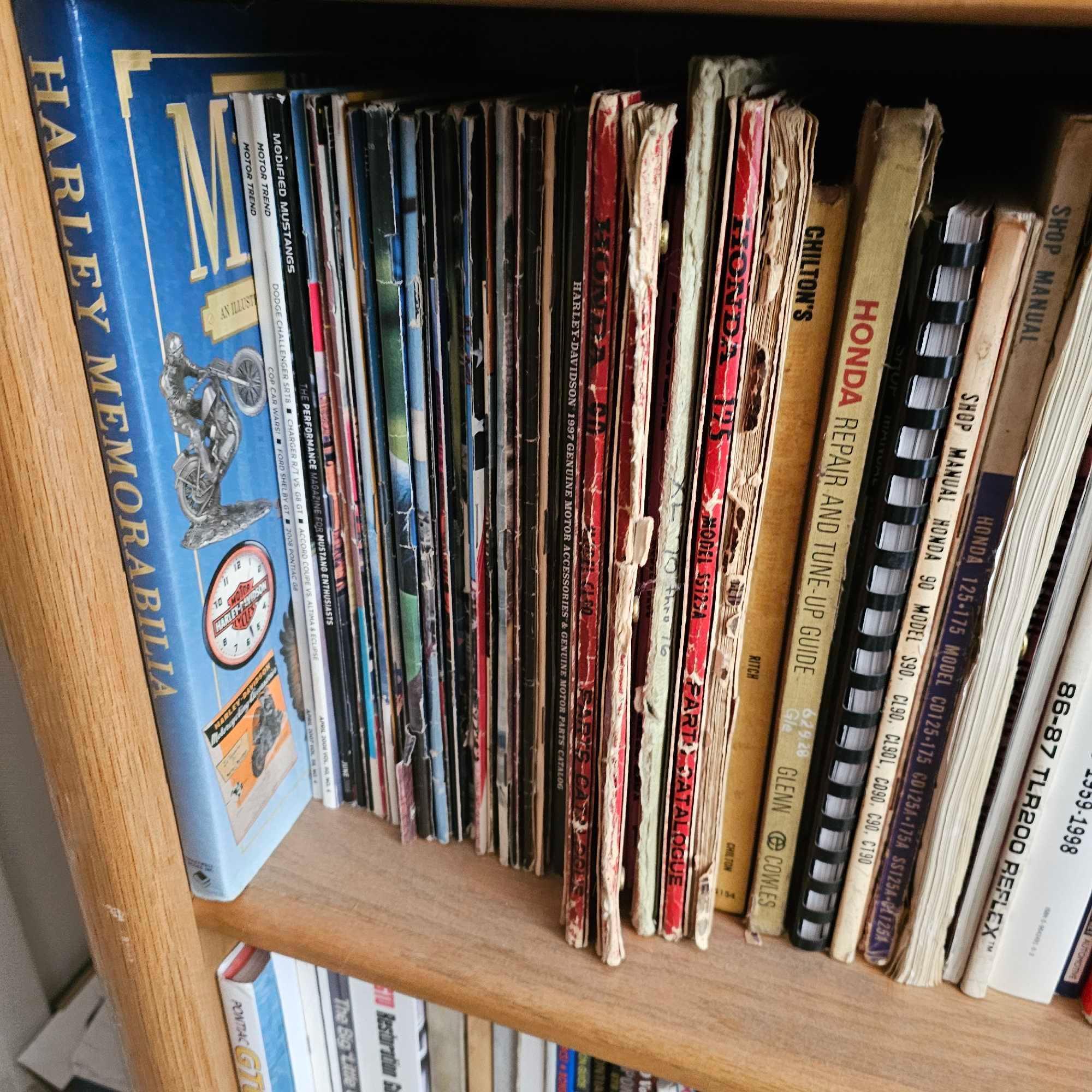 GROUP LOT OF BOOK