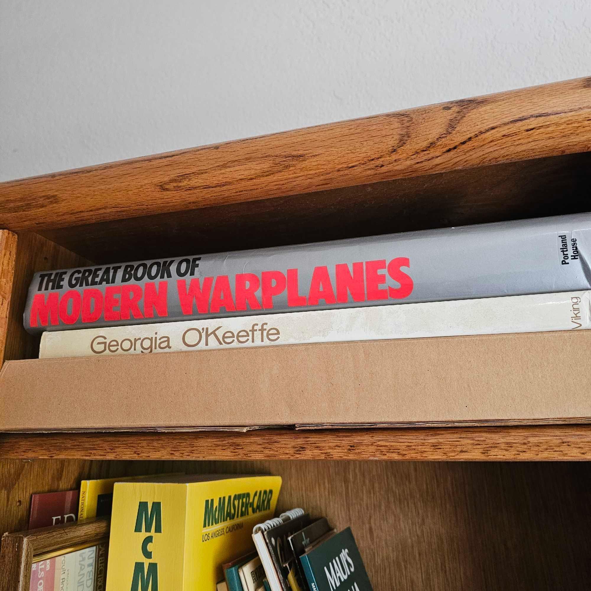 GROUP LOT OF BOOKS