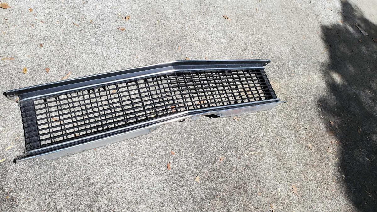 67/68 CAMARO RS GRILL