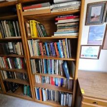 GROUP LOT OF BOOKS