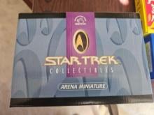 DIECAST COLLECTIBLES