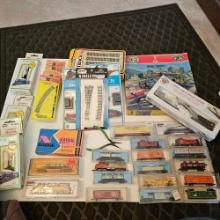 ATLAS N GUAGE TRAINS AND ACCESSORIES
