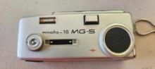 VINTAGE MINOLTA CAMERA