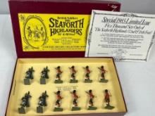 BRITAINS SEAFORTH HIGHLANDERS TOY SOLDIERS