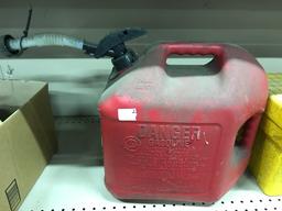 LARGE GAS CAN (lot 2)