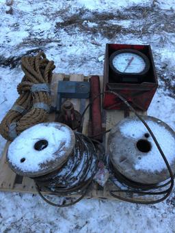 Cable spools, rope, torsion ranch, weight indicator