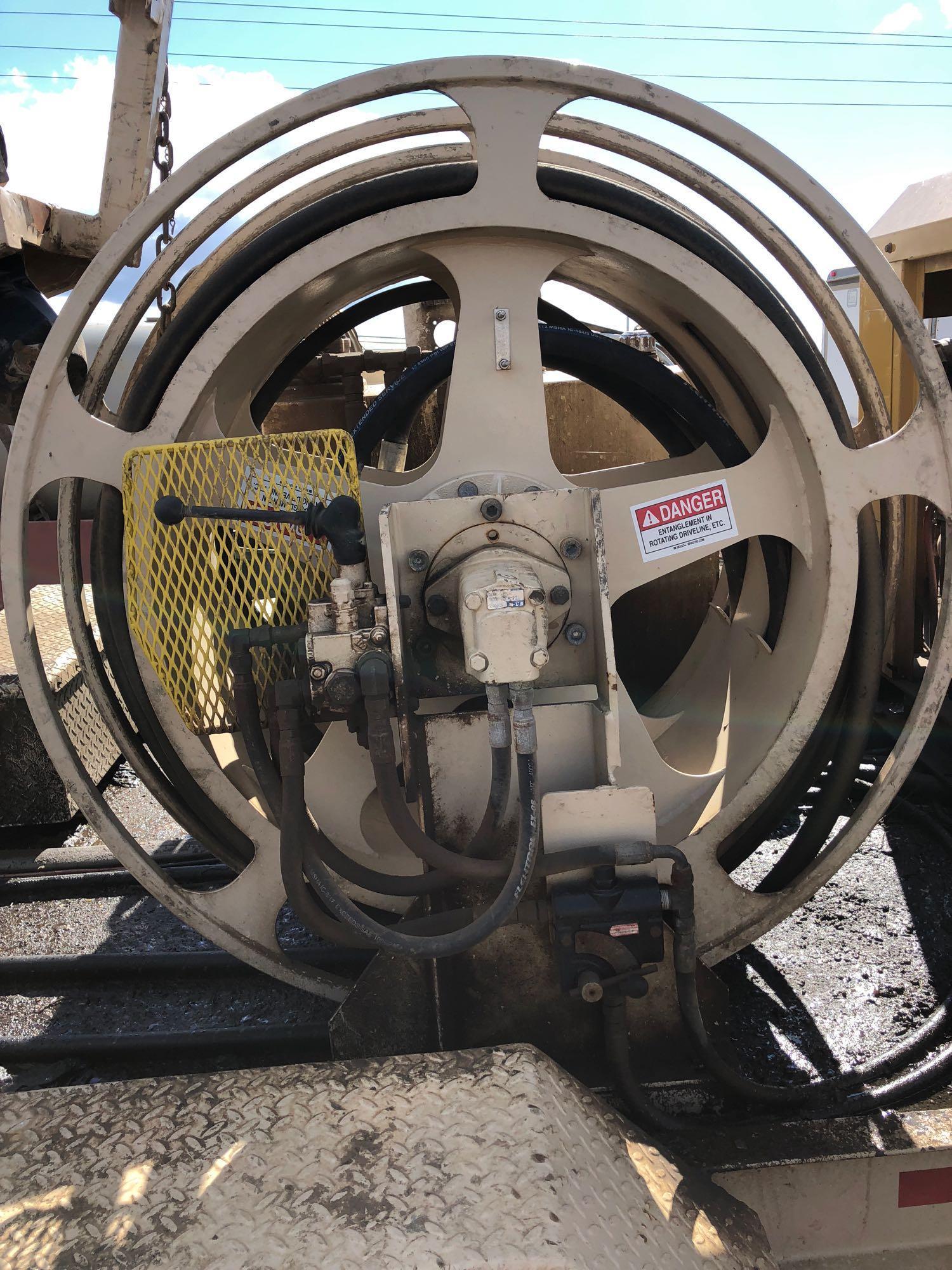 Logan Power swivel w/trailer, needs swivel, serial for unit:17YGN1425EB054997
