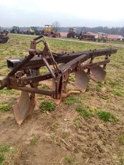 4 BOTTOM FORD PLOW