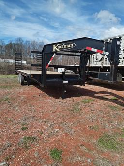 2020 KAUFMAN 24FT GOOSENECK TRAILER W/ TITLE