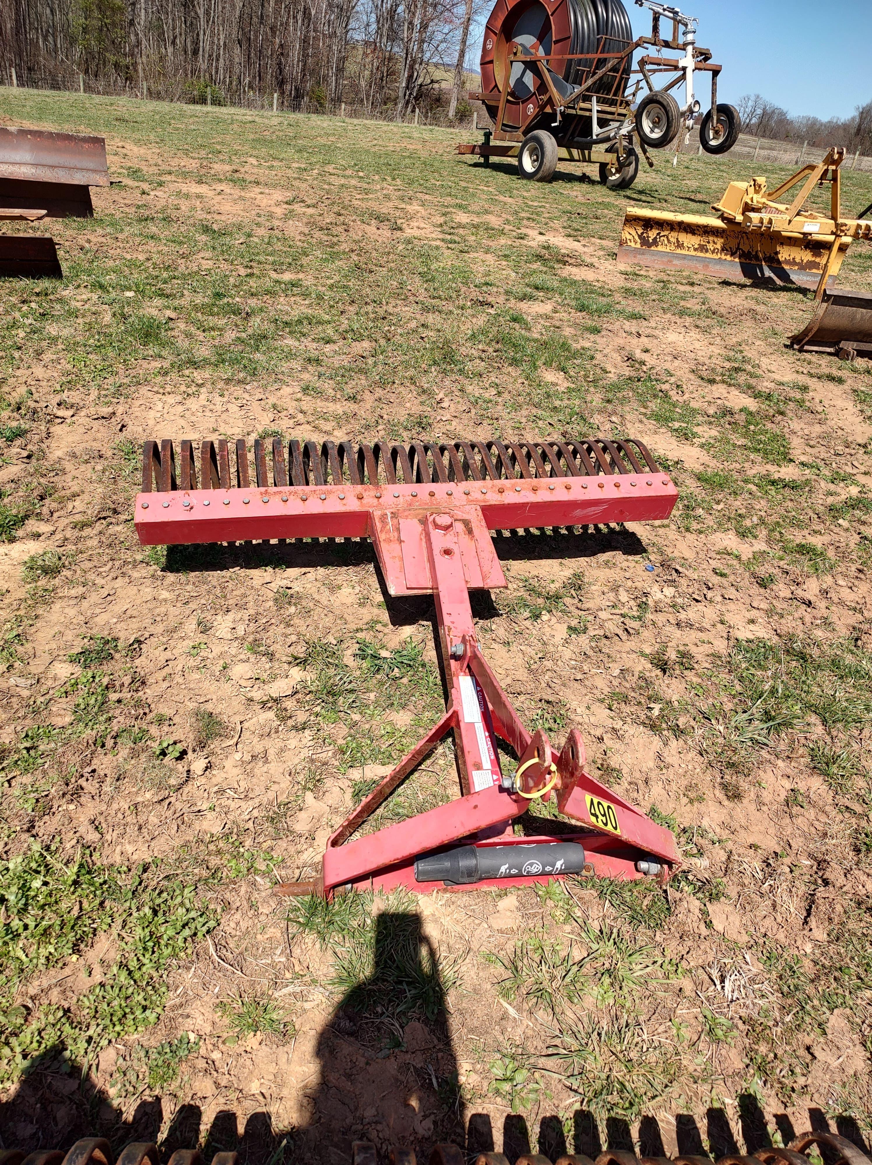 YARD RAKE