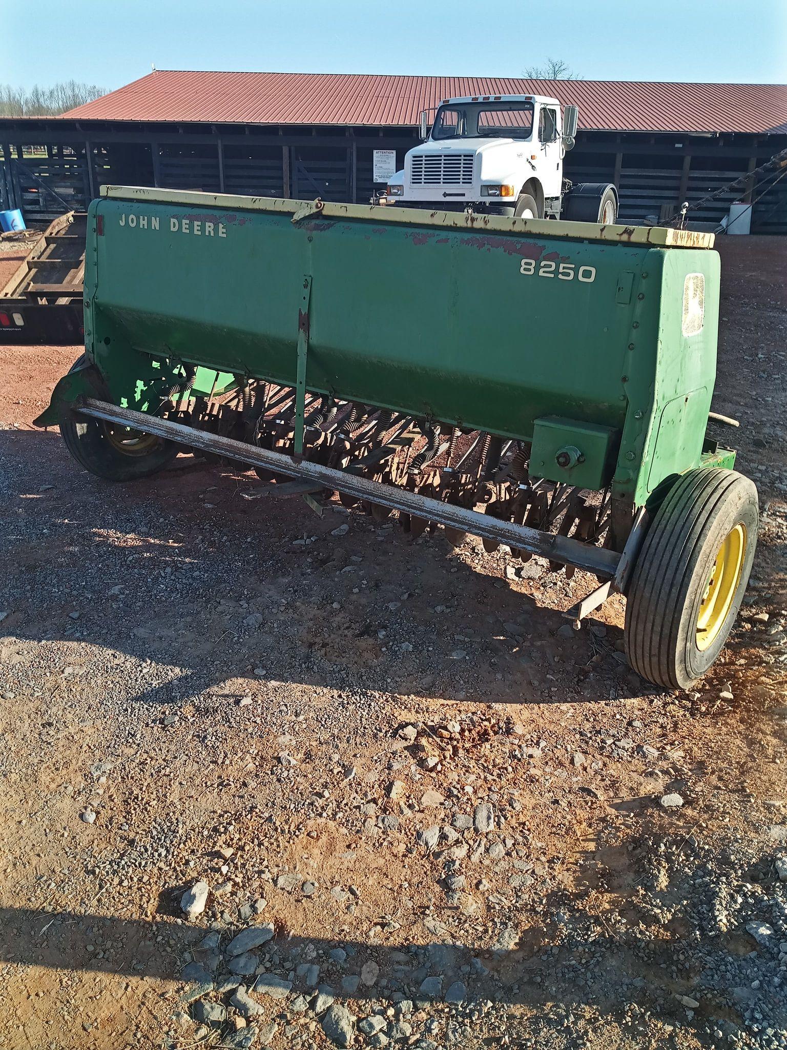 JOHN DEERE GRAIN DRILL