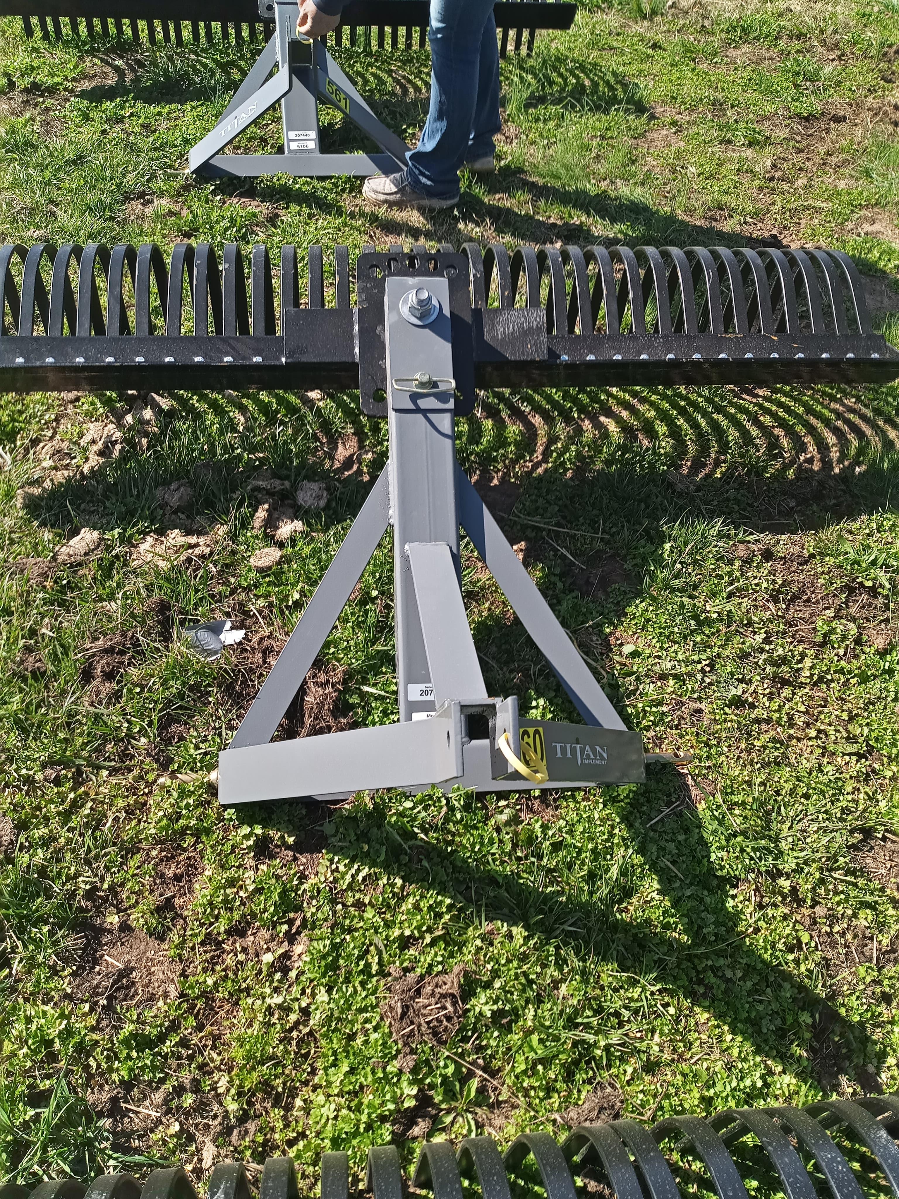 TITAN 6FT YARD RAKE