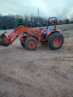 KUBOTA L4150 TRACTOR W/ BF900 LOADER - HOURS 958