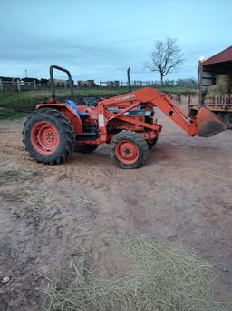 KUBOTA L4150 TRACTOR W/ BF900 LOADER - HOURS 958