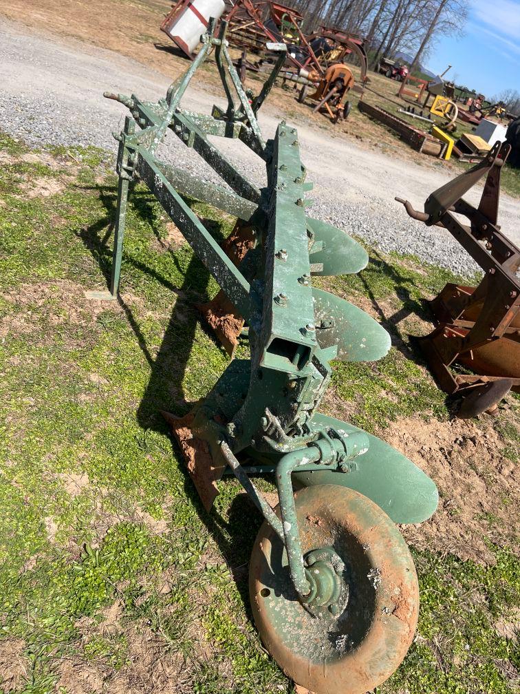 3 ROW PLOW