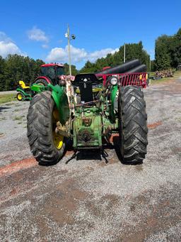 John Deere 1020 W/ Loader