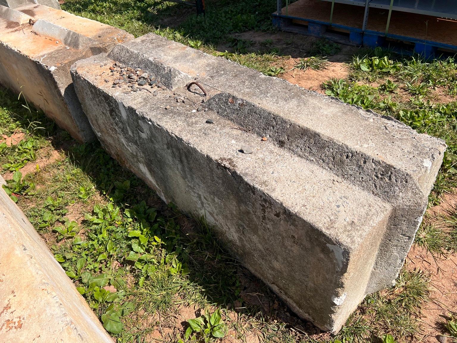 3300 Lb 2ft X 2ft X 6ft Concrete Blocks