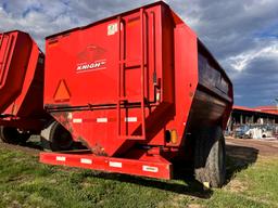 KUHN KNIGHT REEL AUGGIE 3142 GRIAN MIXER WAGON