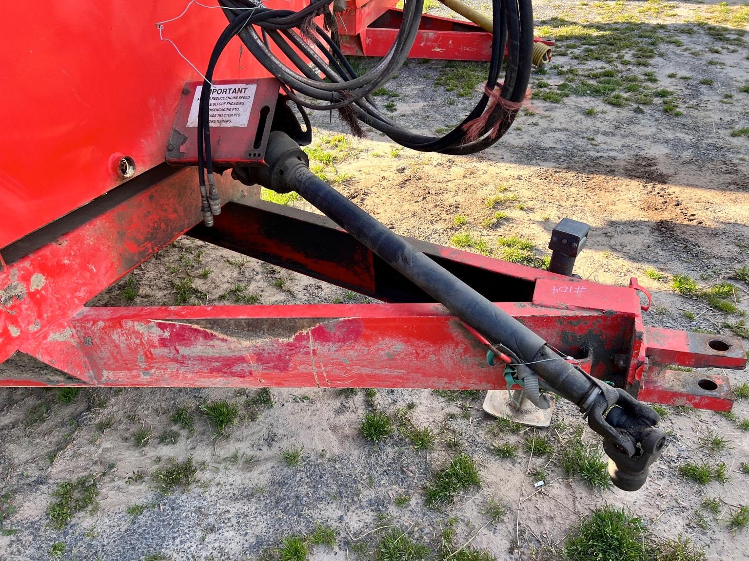 KUHN KNIGHT REEL AUGGIE 3142 GRIAN MIXER WAGON