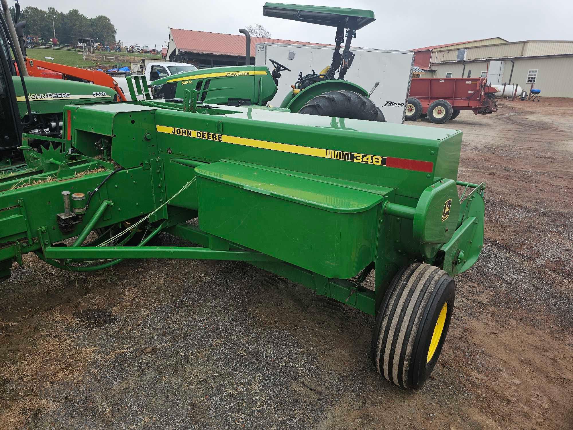 John Deere 348 Square Baler