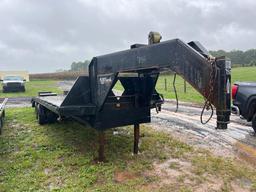 Diamond C Flatbed 24' Trailer