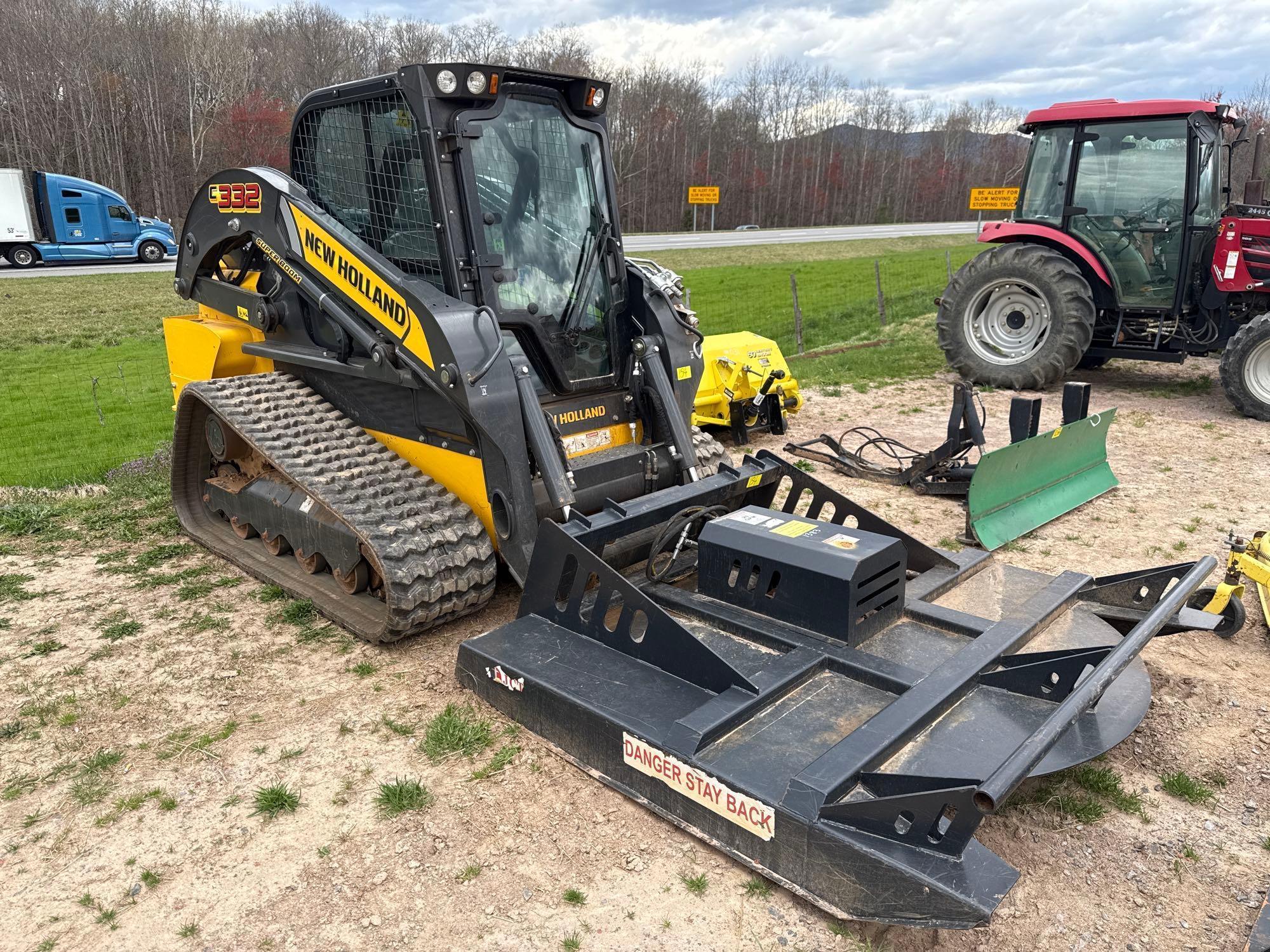 2022 New Holland C332