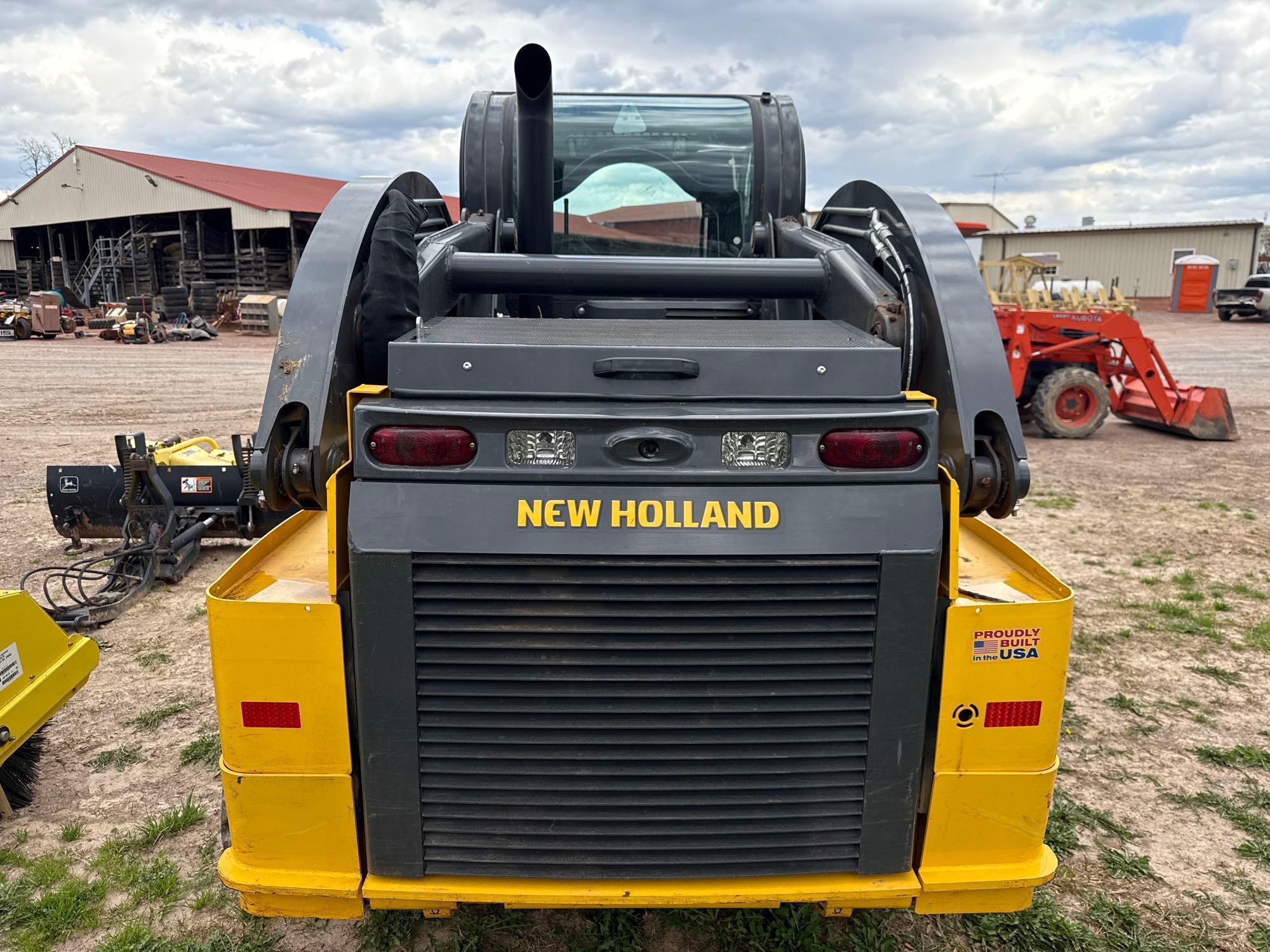 2022 New Holland C332