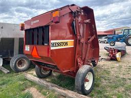 Hesston 730 Round Baler