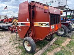 Hesston 730 Round Baler