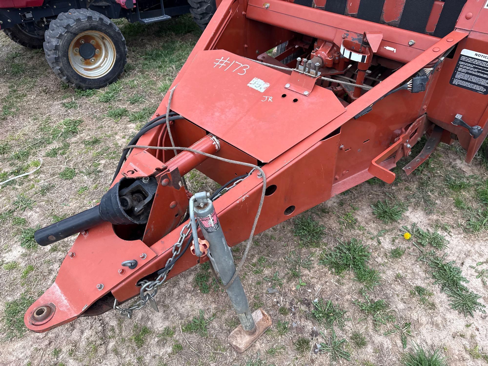 Hesston 730 Round Baler