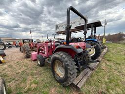 Mahindra 2810 w/Loader