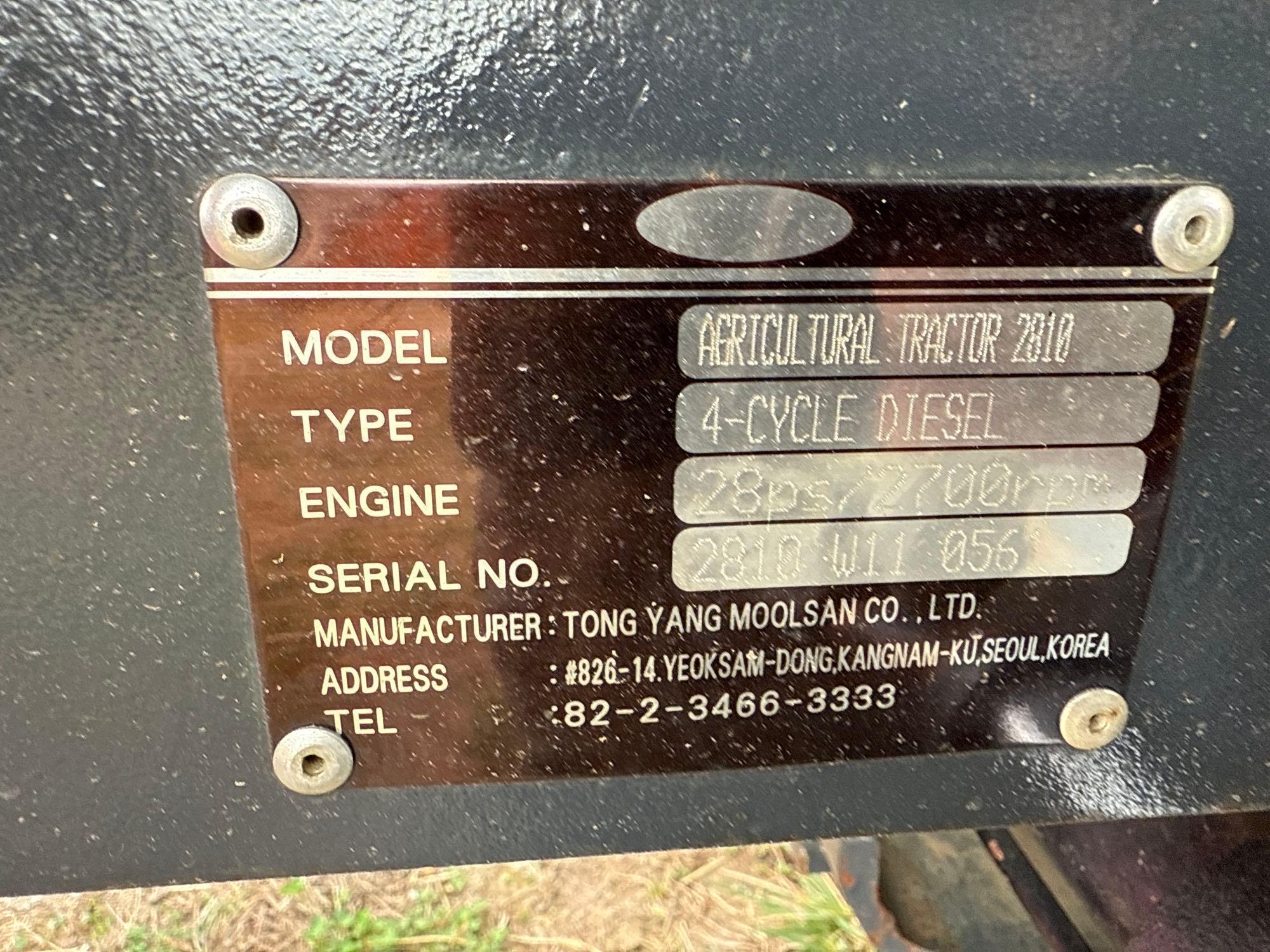 Mahindra 2810 w/Loader