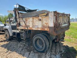 1988 F800 Ford Dump Truck