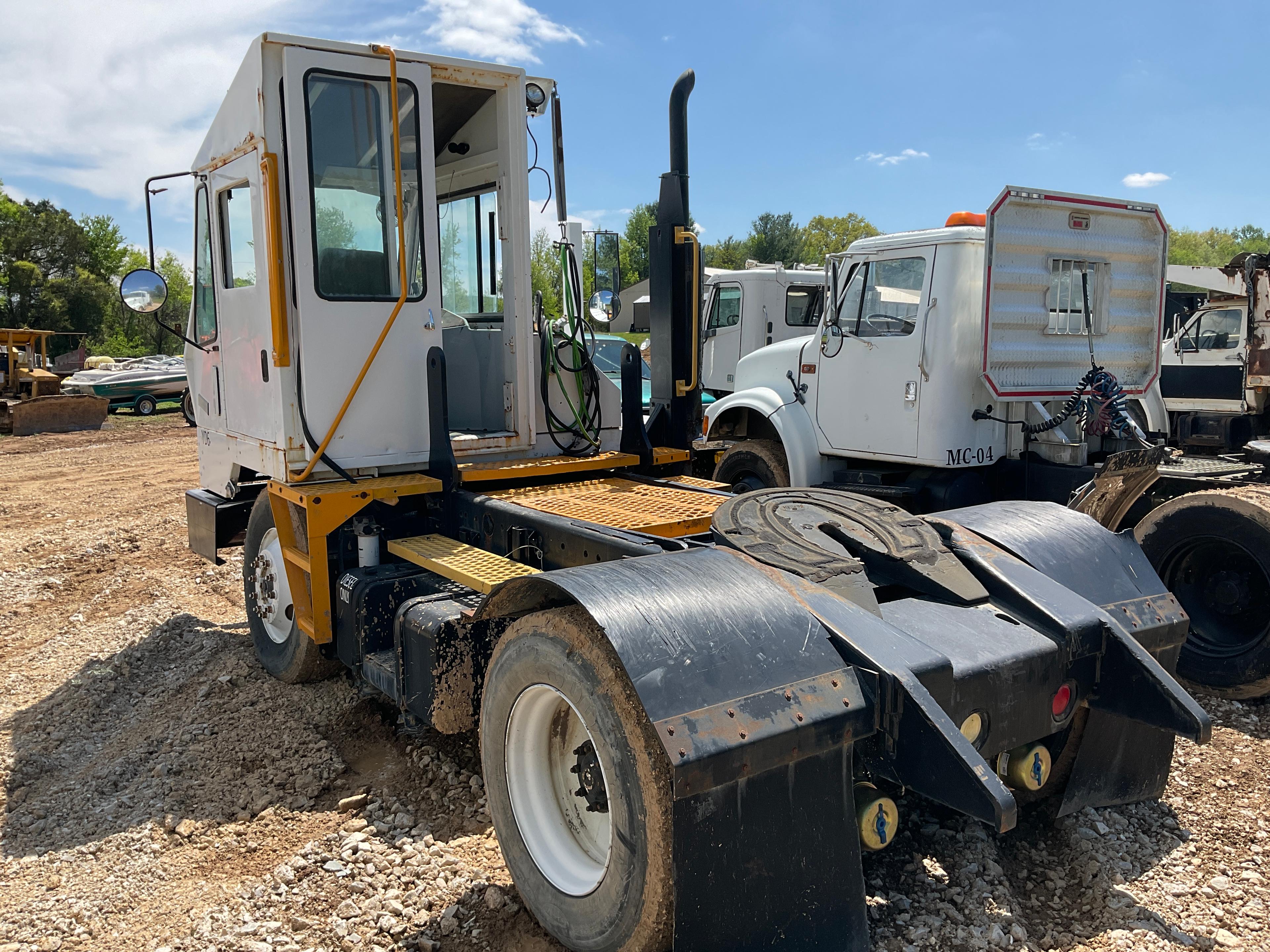 2014 Ottawah Yard Truck