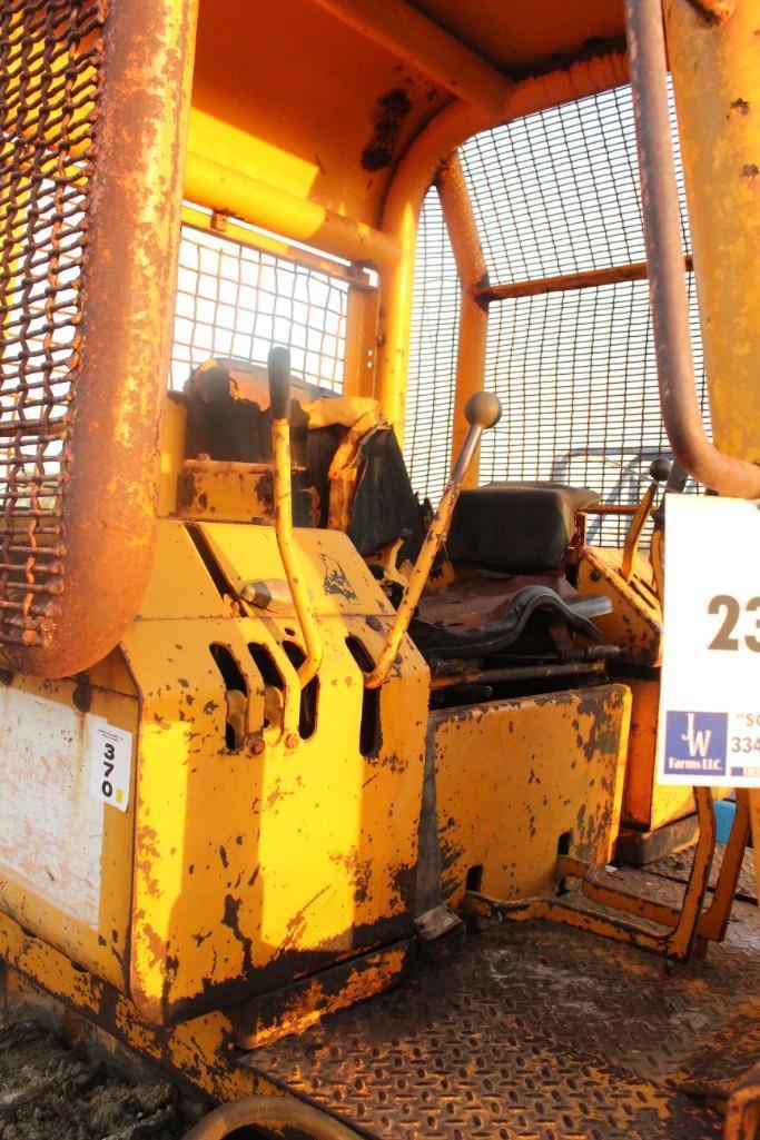 JD DOZER 405E,STRAIGHT BLADE CANOPY, SERIAL NO. 73417, RUNS, DOES NOT HAVE AN HOUR METER