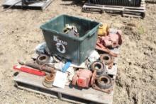 MIXED ASSORTMENT OF HUBS AND BARINGS