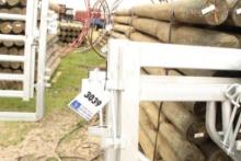 8' FEEDER PANELS WITH SQUARE TUBING ENDS & ROUND CENTER TUBING