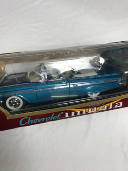 Road Legends 1959 Chevrolet Impala 1:18 Scale Model w/Box