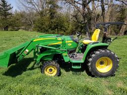 2011 JOHN DEERE 3520 4WD COMPACT UTILITY TRACTOR WITH LOADER AND BACKHOE ATTACHMENT