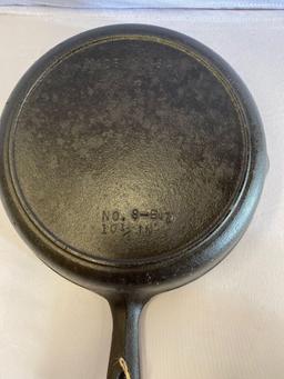 2 CAST IRON SKILLETS #5 SK AND #8 - B (7)
