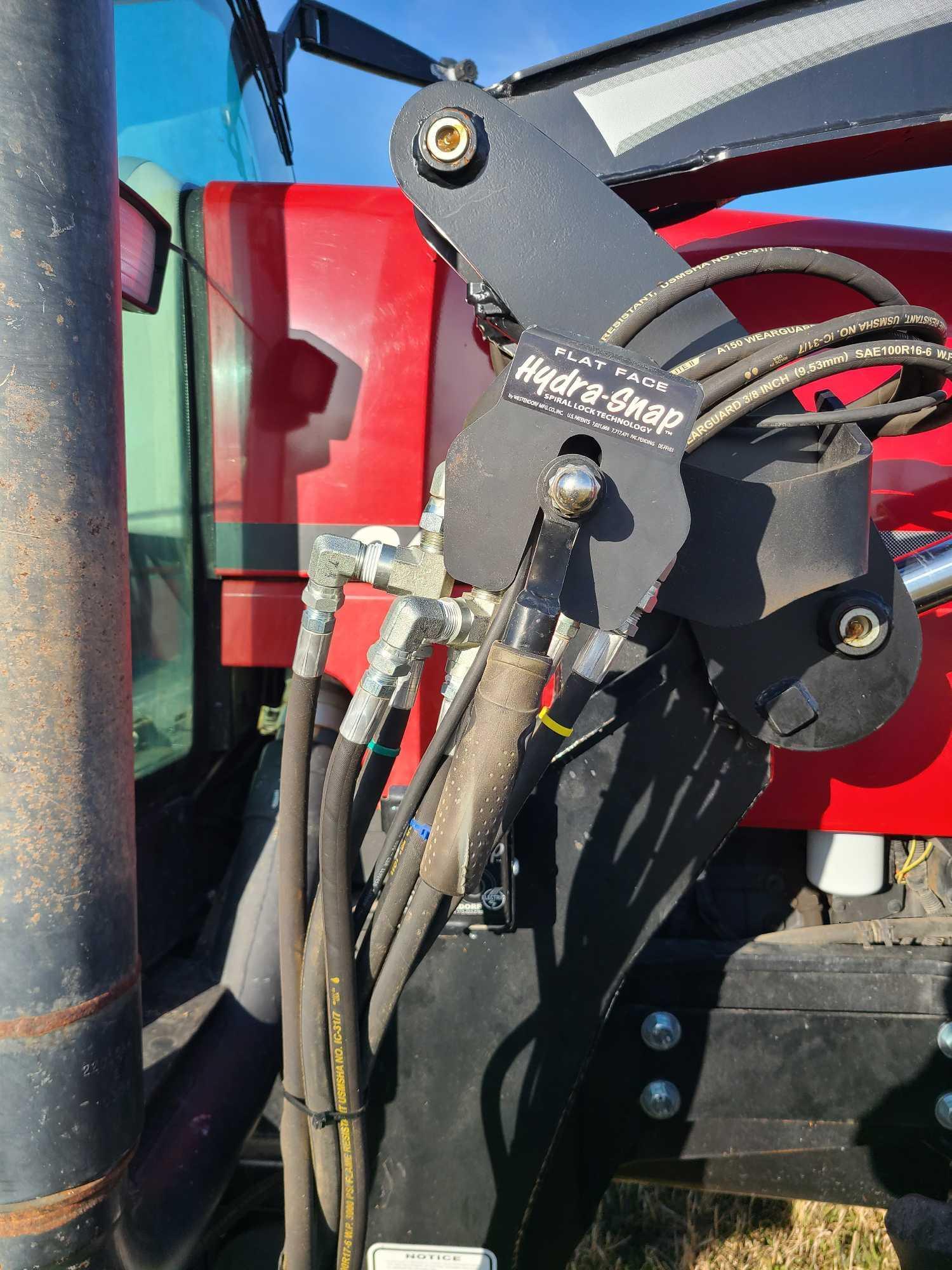 Case IH MX135 MFWD Tractor w/ Westendorf 550 Freedom Mount Loader