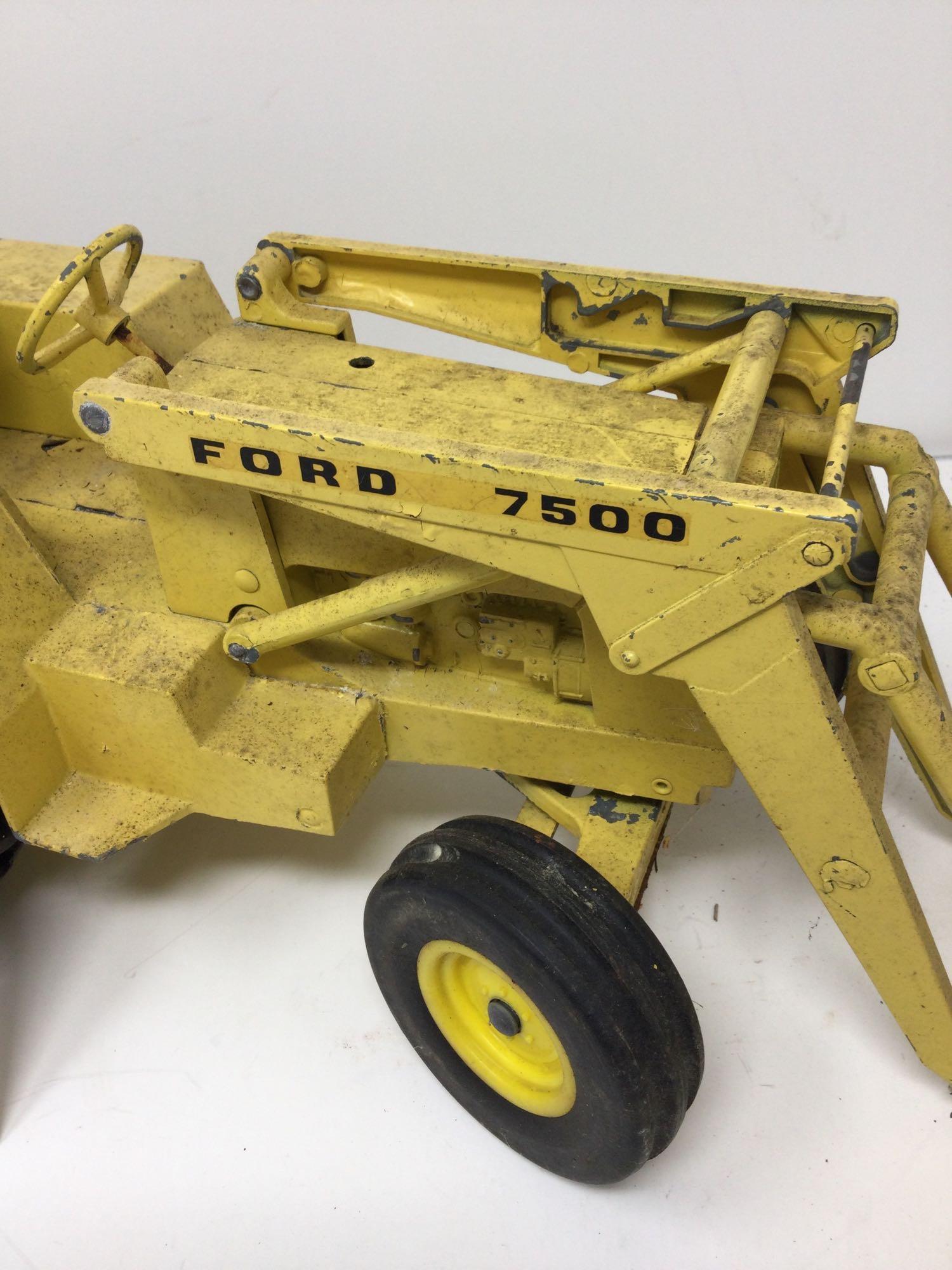 Vintage Ertl Ford 7500 Die-Cast Backhoe Front Loader Tractor
