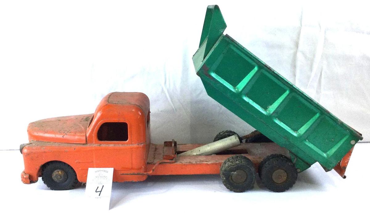 Structo Dump Truck