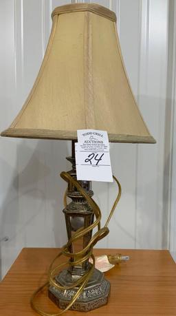 Table lamp